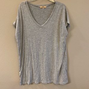Gray piko tee